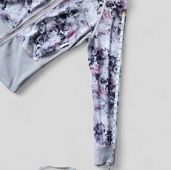 Lululemon If You're Lucky Jacket zip up gray purple Floral bomber Fairycore Sz 8 - Picture 11 of 13